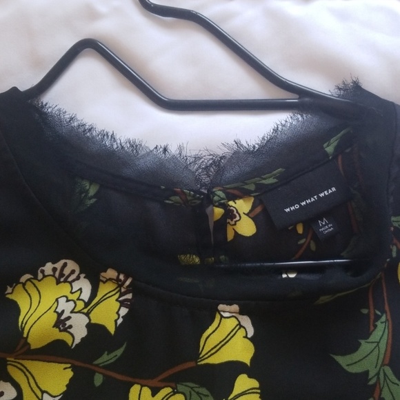 Top - Picture 2 of 6